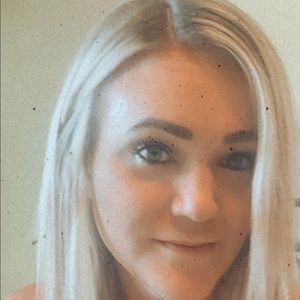 Meet your Posher, Alexandra